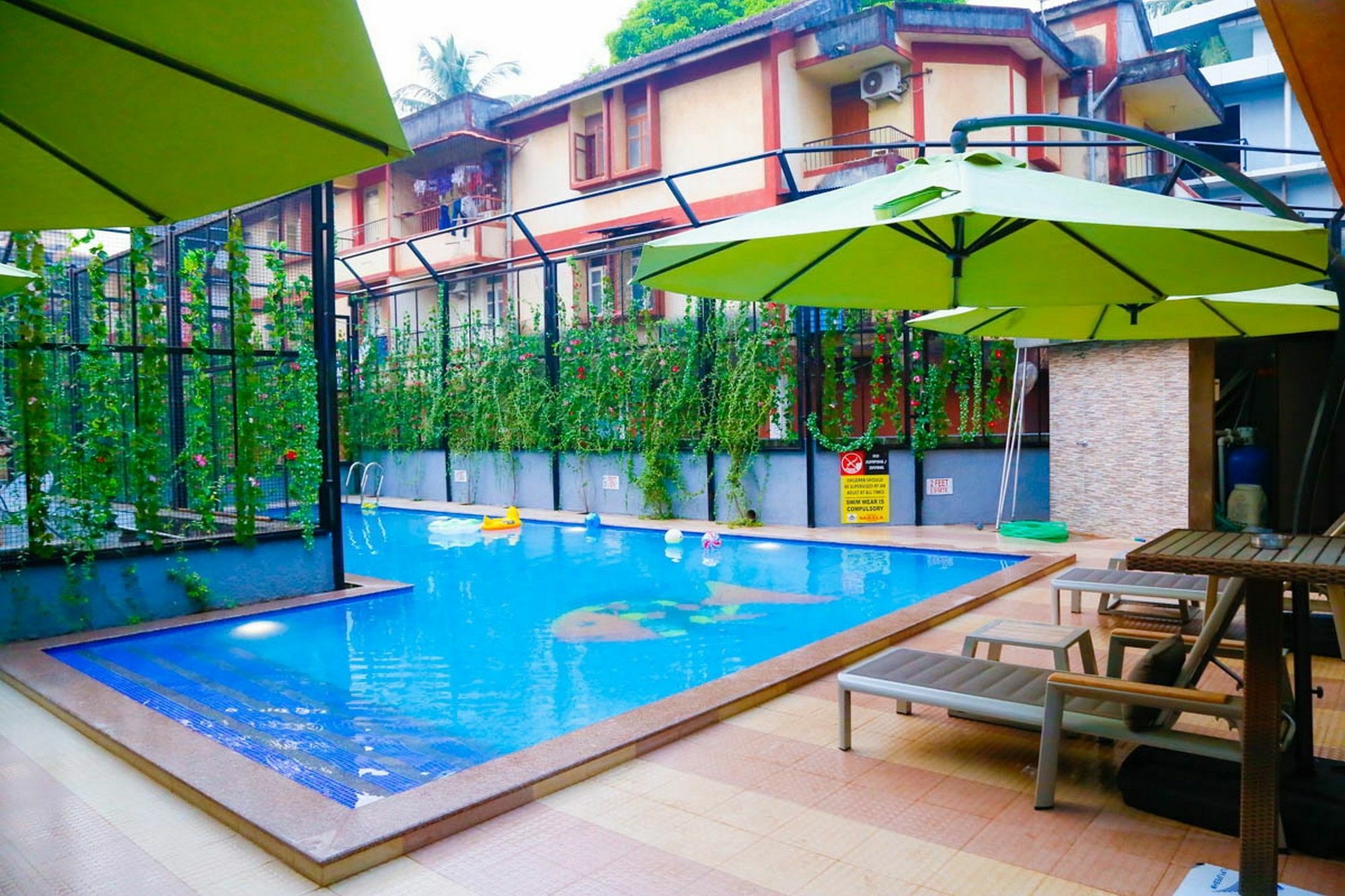 Fabhotel Prime Sarala Crown With Pool - Nr Calangute Beach Bagian luar foto
